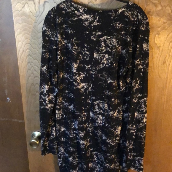 Black tshirt dress - Picture 3 of 3